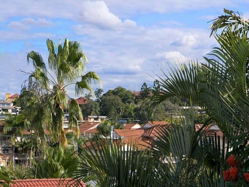 4/32 Jephson Street, Toowong QLD 4066