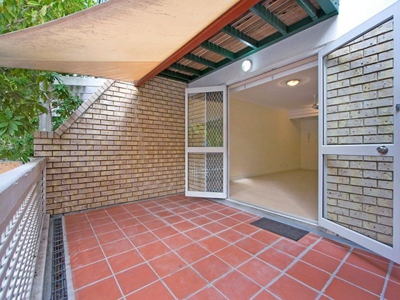 4/32 Jephson Street, Toowong QLD 4066