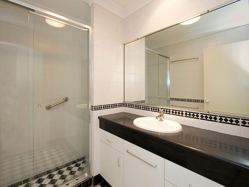 4/32 Jephson Street, Toowong QLD 4066