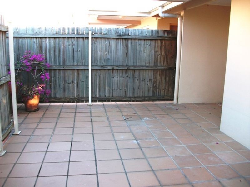 1/22 Kingsford Street, Auchenflower QLD 4066