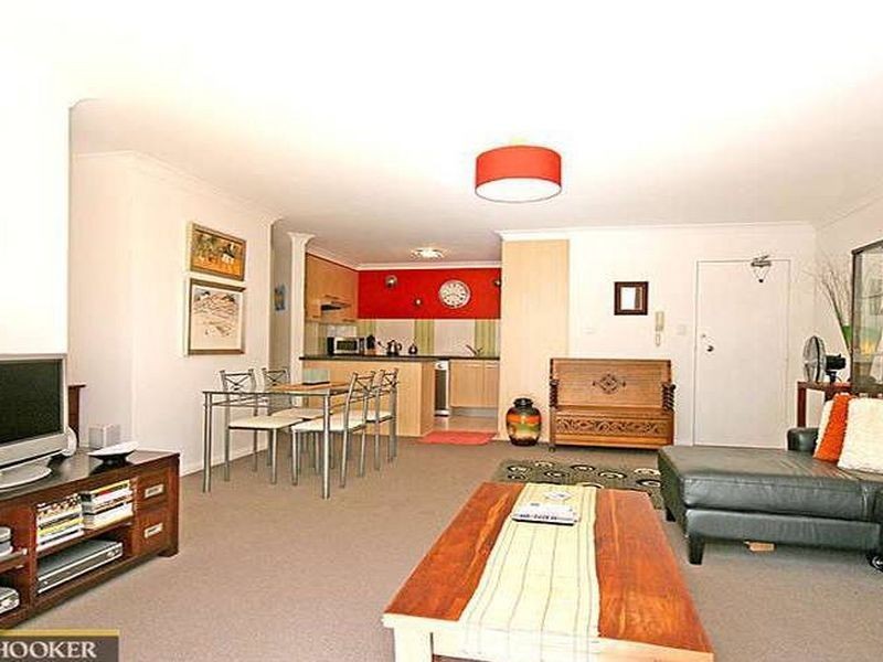 6/19 Windsor Road, Red Hill QLD 4059