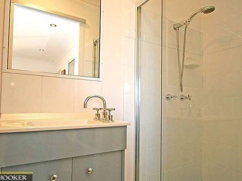 6/19 Windsor Road, Red Hill QLD 4059