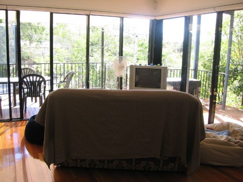 2/39 Prospect Terrace, St Lucia QLD 4067