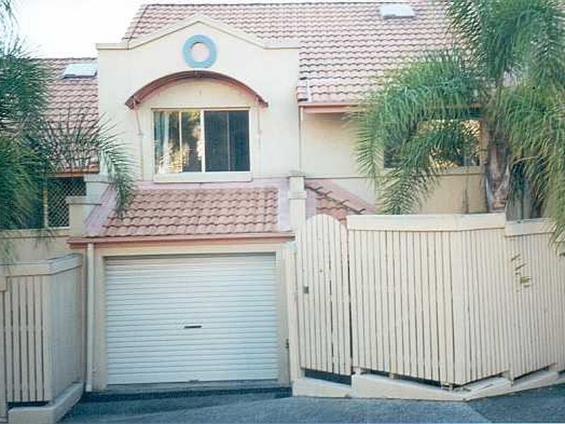 5/20 Dean Street, Toowong QLD 4066