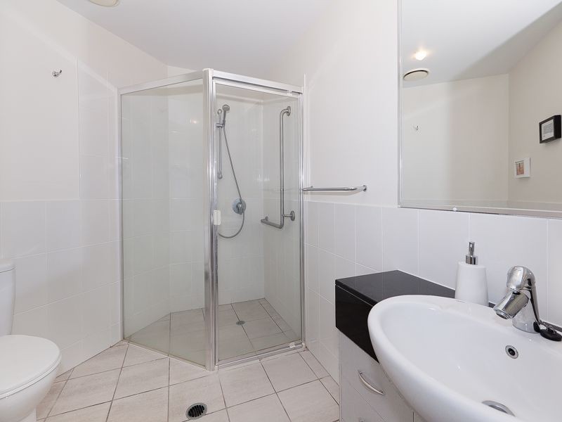 168/7 Land Street, Toowong QLD 4066