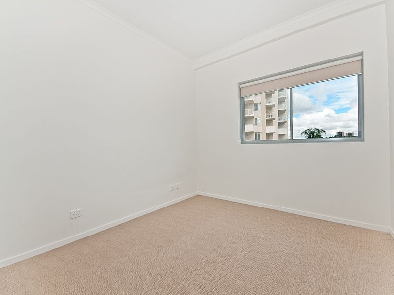 602/30 Riverview Terrace, Indooroopilly QLD 4068