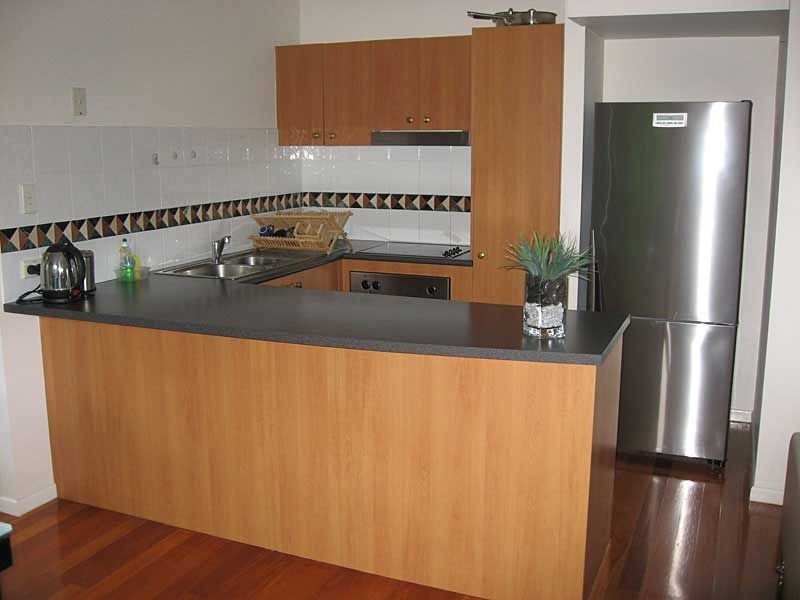 2/17 Alexandra Avenue, Taringa QLD 4068