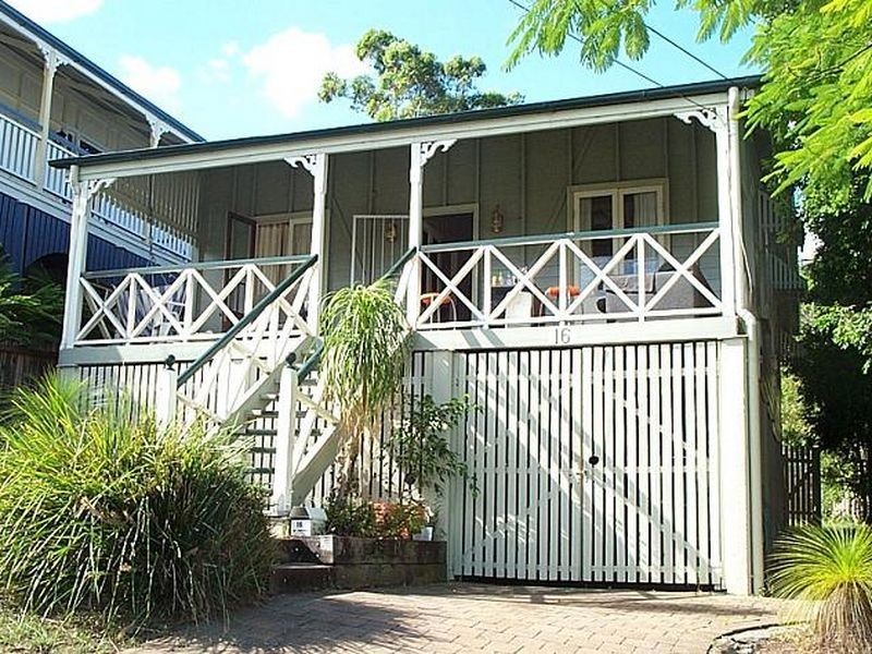 16 Greenlaw Street, Indooroopilly QLD 4068