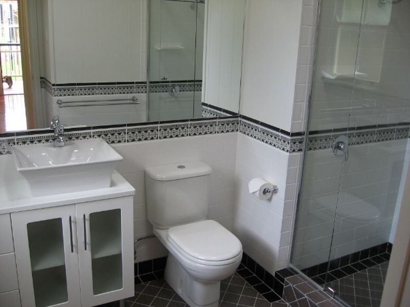 16 Greenlaw Street, Indooroopilly QLD 4068