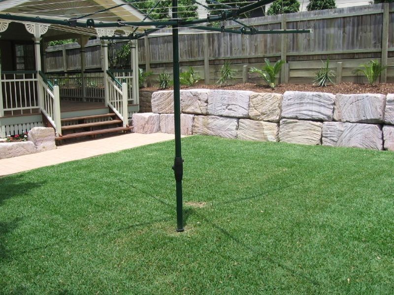 16 Greenlaw Street, Indooroopilly QLD 4068