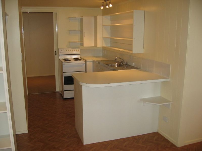 16 Greenlaw Street, Indooroopilly QLD 4068