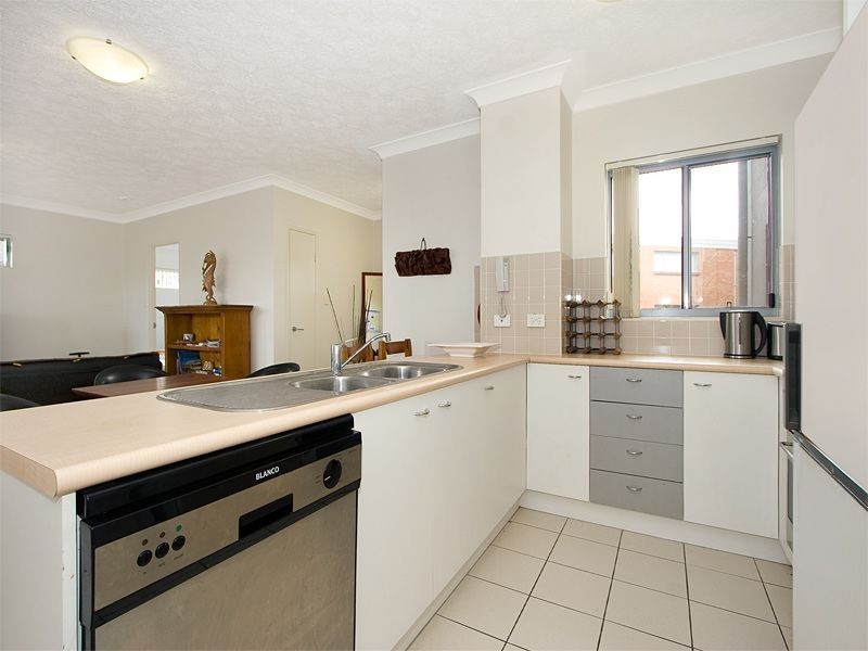 12/36 Holland Street, Toowong QLD 4066