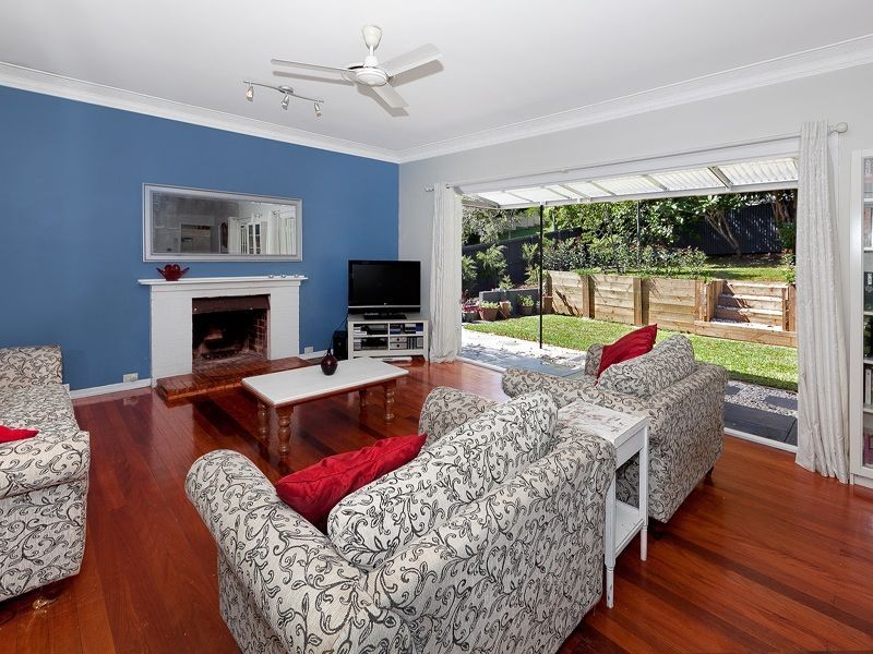 71 Iona Terrace, Taringa QLD 4068