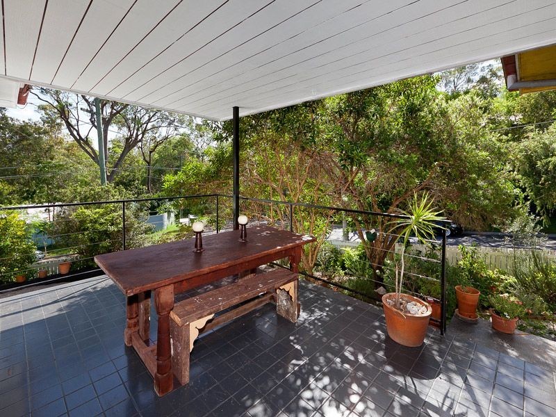 71 Iona Terrace, Taringa QLD 4068