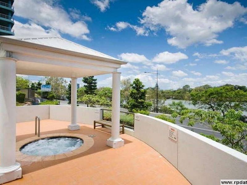 110/5-11 Chasely Street, Auchenflower QLD 4066