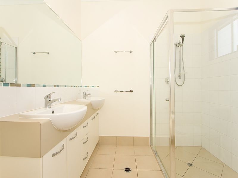 10/98 Joseph Avenue, Moggill QLD 4070