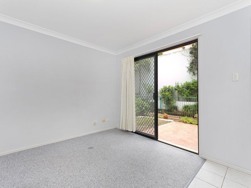 2/45 Brisbane Street, Toowong QLD 4066