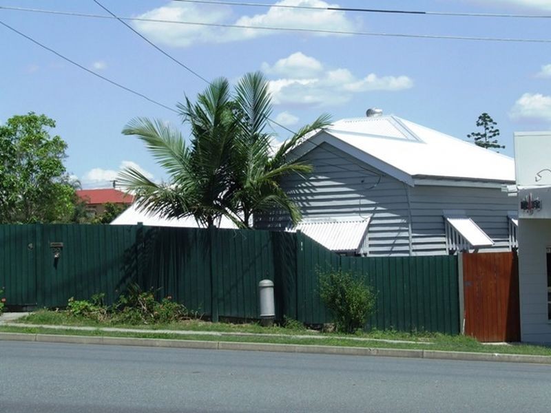 30 Waterworks Road, Red Hill QLD 4059