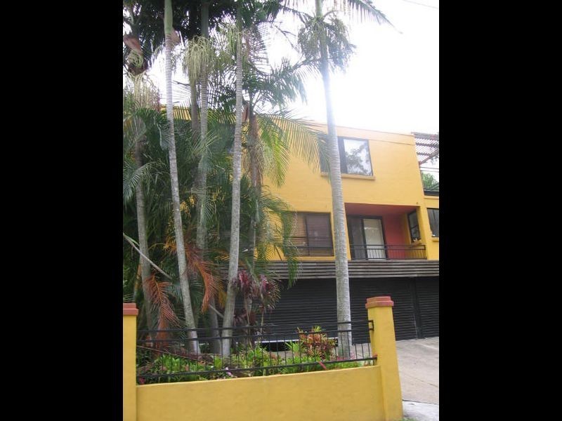 2/21 Dopson Street, Taringa QLD 4068