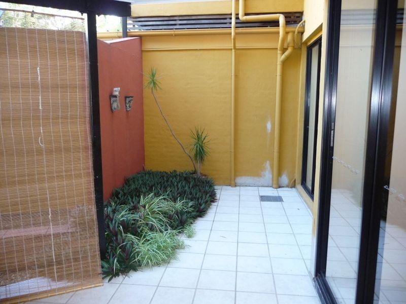 2/21 Dopson Street, Taringa QLD 4068