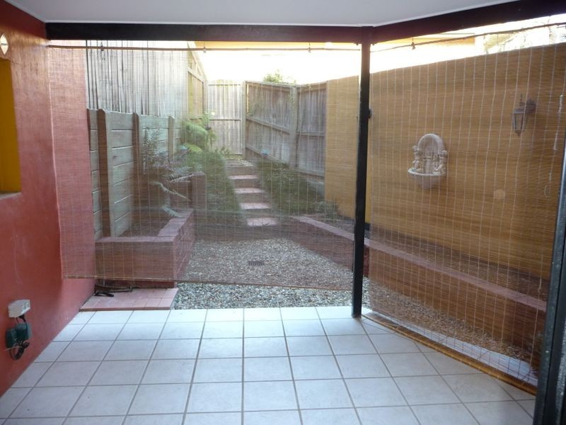 2/21 Dopson Street, Taringa QLD 4068