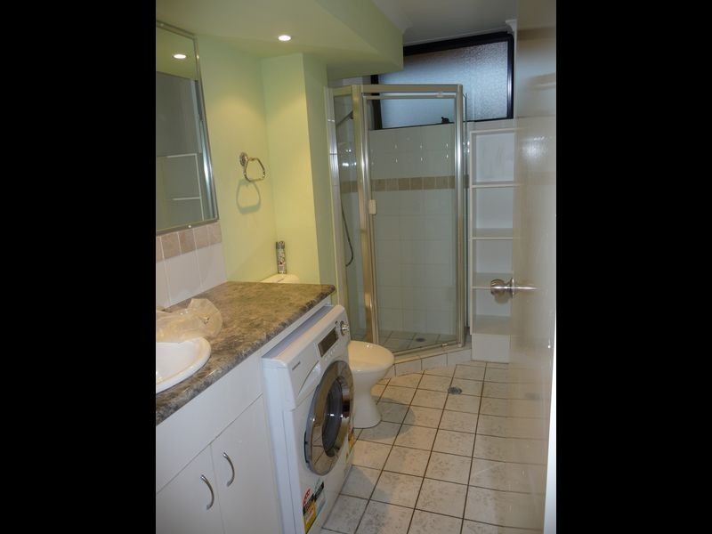 2/21 Dopson Street, Taringa QLD 4068