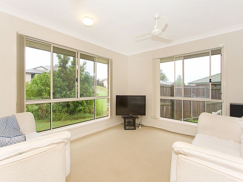 24 Redunca Place, Moggill QLD 4070