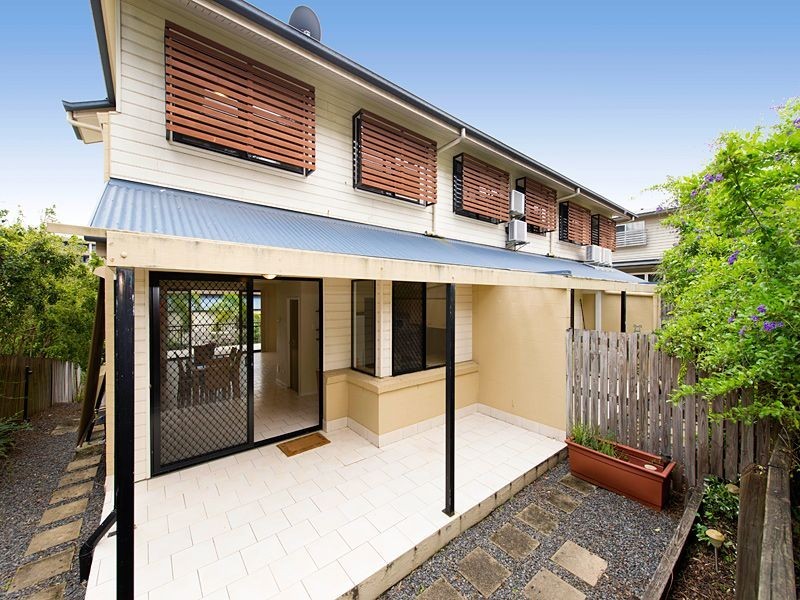 35A Cunningham Street, Taringa QLD 4068
