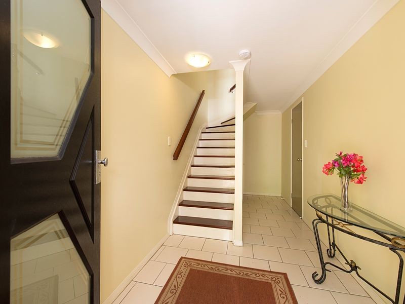 35A Cunningham Street, Taringa QLD 4068