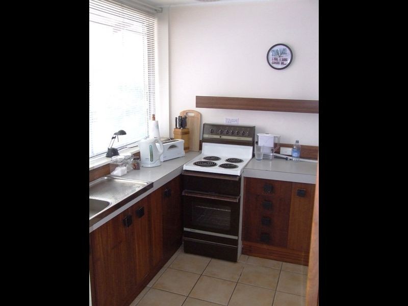 15/18 Holmes Street, Toowong QLD 4066