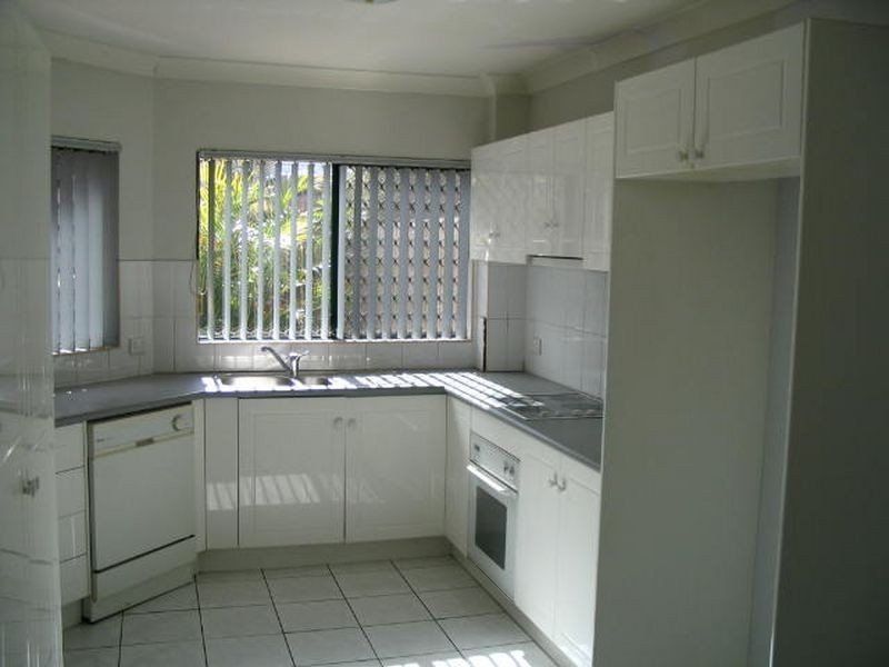 18/28 Cadell Street, Toowong QLD 4066