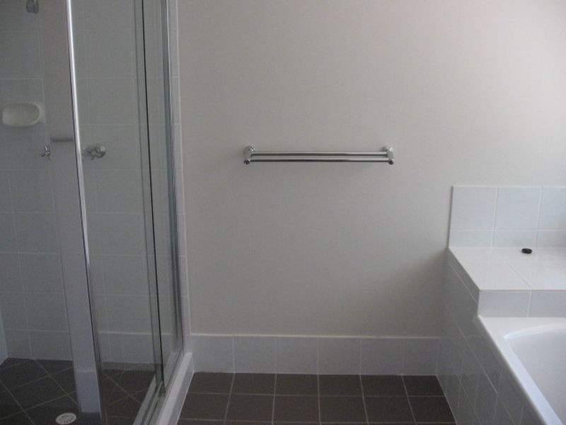 1/7 Lisa Court, Raceview QLD 4305