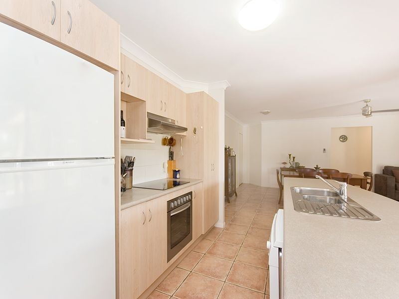 12 Haase Place, Bellbowrie QLD 4070