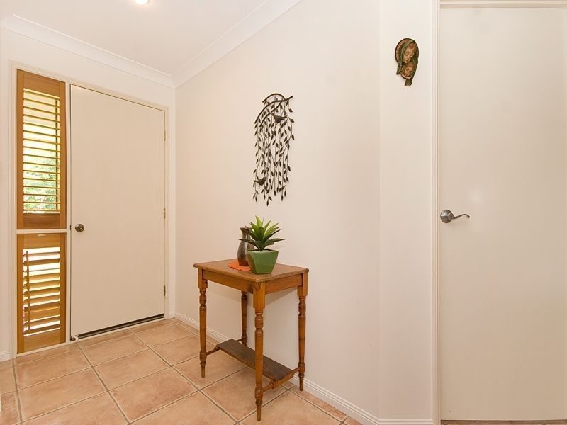 12 Haase Place, Bellbowrie QLD 4070