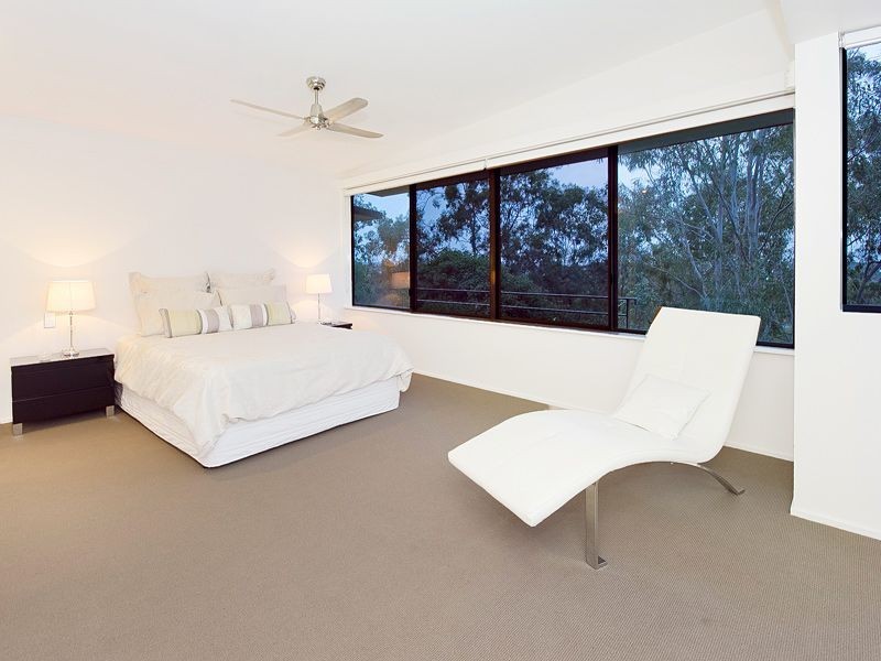 49 Grove Crescent, Toowong QLD 4066