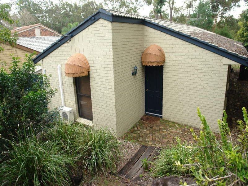 37 Chapel Hill Road, Chapel Hill QLD 4069