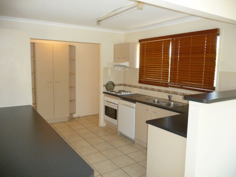 37 Chapel Hill Road, Chapel Hill QLD 4069