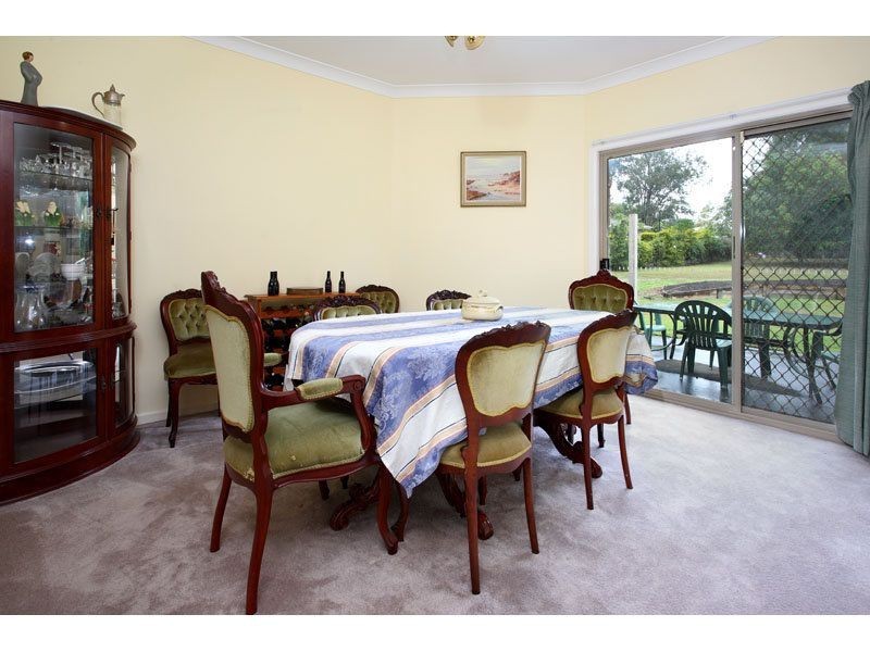 28 Pioneer Crescent, Bellbowrie QLD 4070