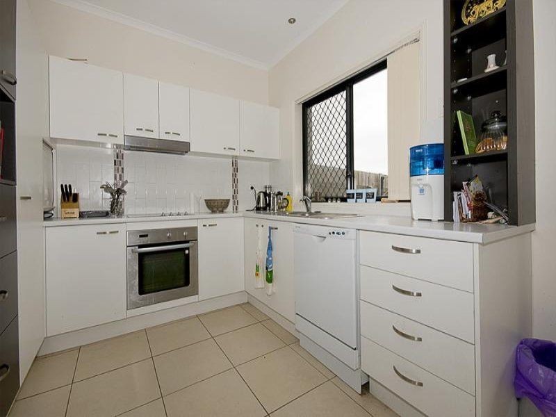 9/52 Golden Crest Place, Bellbowrie QLD 4070