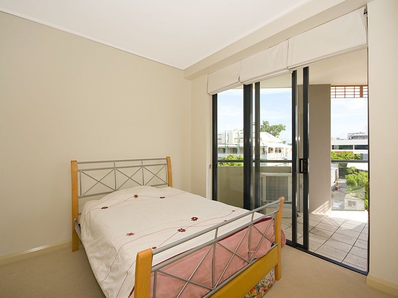 29/9 Sylvan Road, Toowong QLD 4066