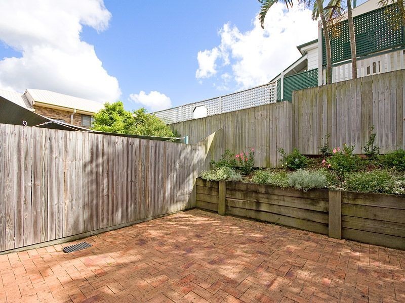 57 Oxford Terrace, Taringa QLD 4068