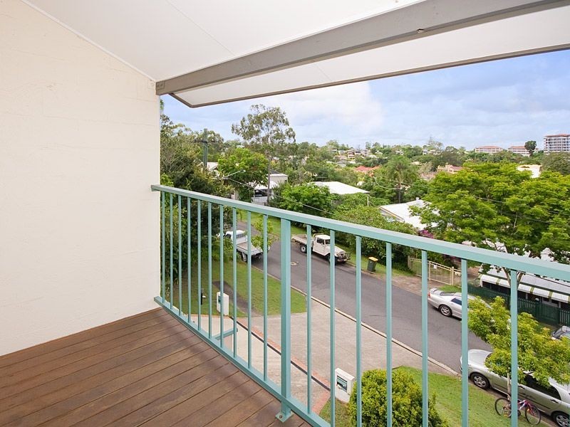 57 Oxford Terrace, Taringa QLD 4068