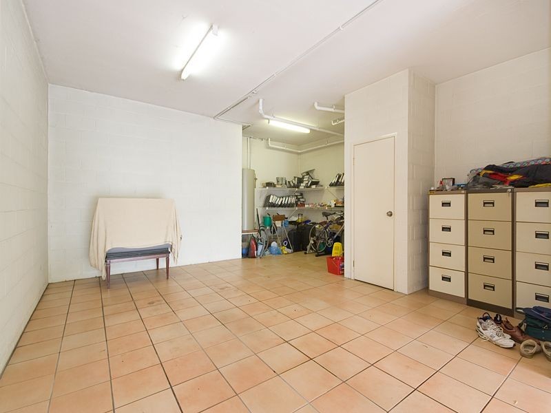 57 Oxford Terrace, Taringa QLD 4068