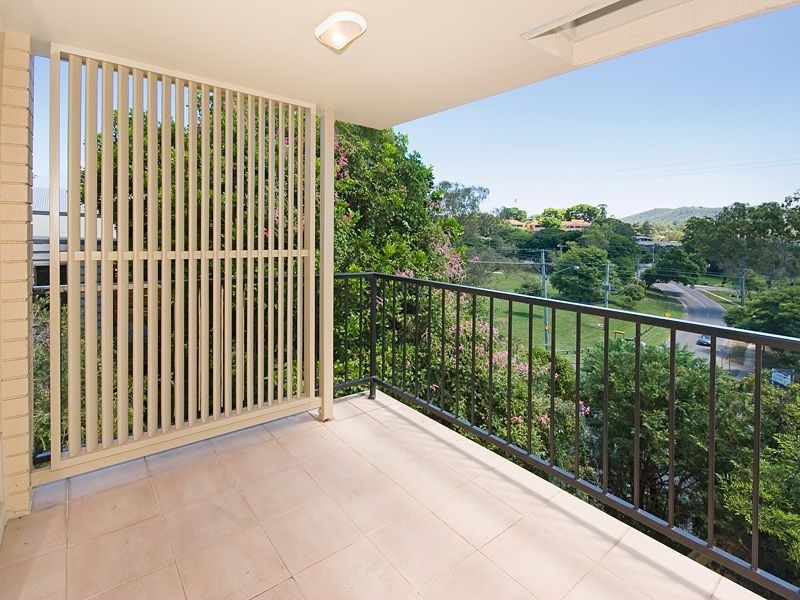 4/1 Bellevue Terrace, St Lucia QLD 4067