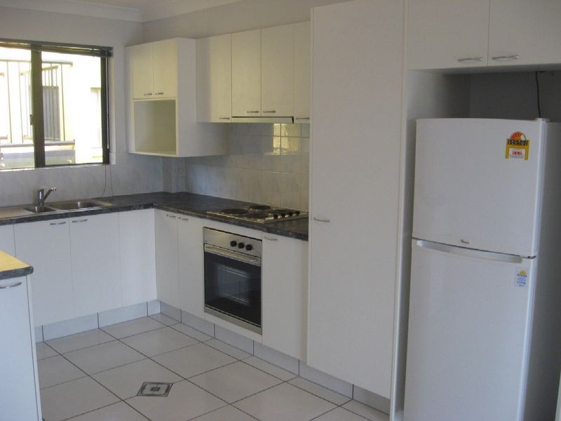 4/43 Durham Street, St Lucia QLD 4067