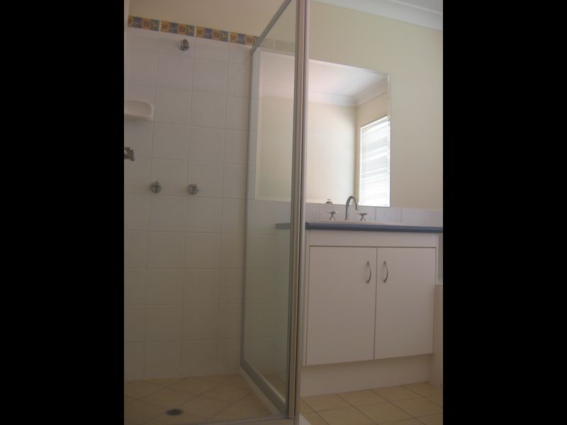 28A Goldencrest Place, Bellbowrie QLD 4070