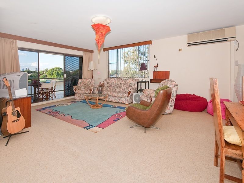 6/32 Sandford Street, St Lucia QLD 4067