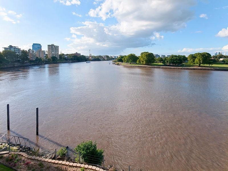 6/32 Sandford Street, St Lucia QLD 4067