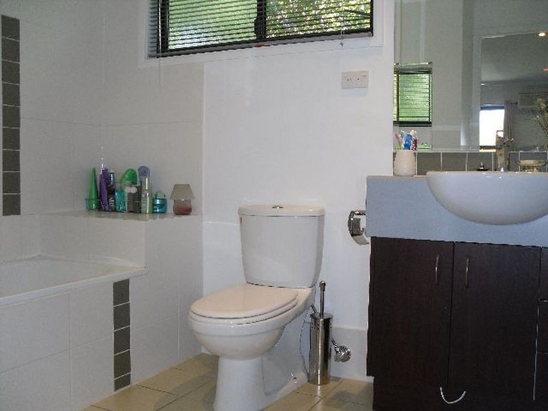 13/9 Talbot Street, Coorparoo QLD 4151