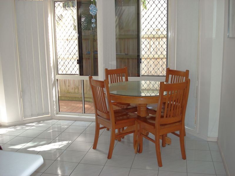 256 Chapel Hill Road, Chapel Hill QLD 4069